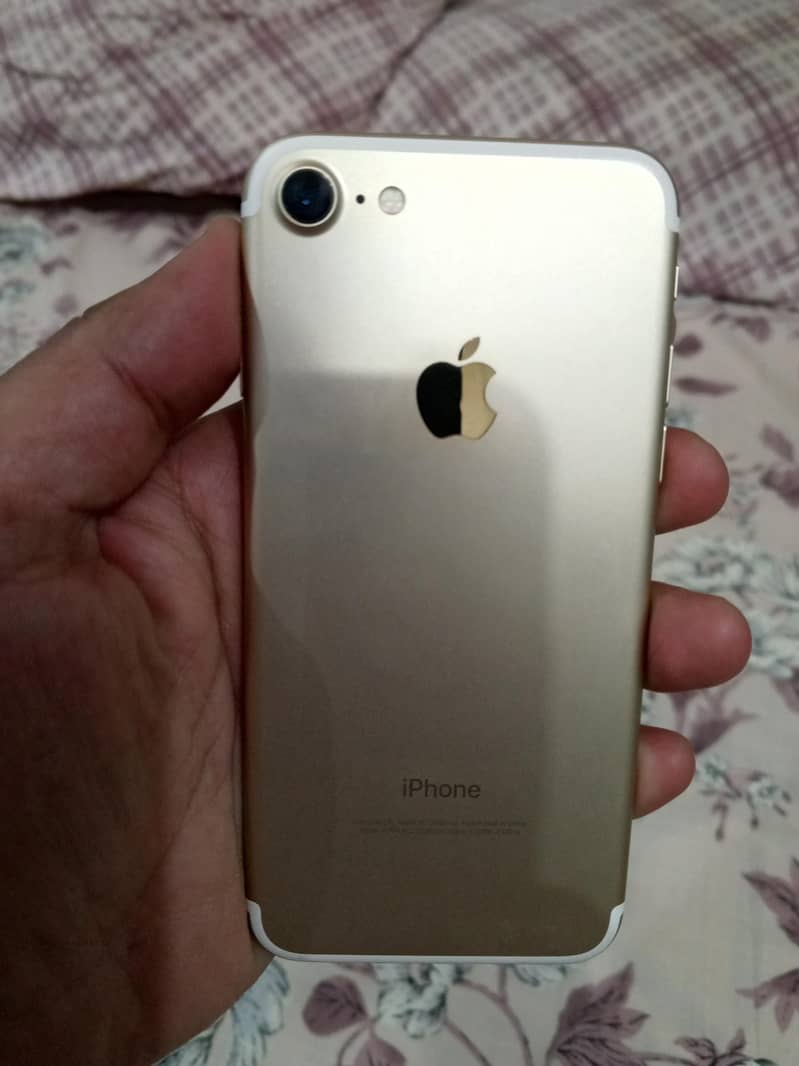 Iphone 7 10/10 Condition 5