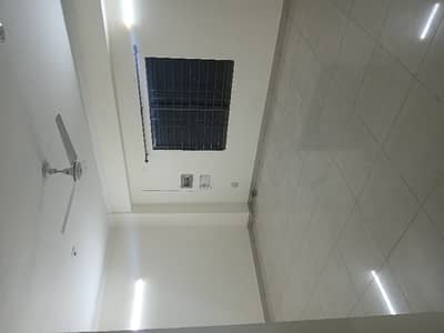 Flat Available For Rent