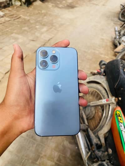 Iphone 13 pro with box and charger