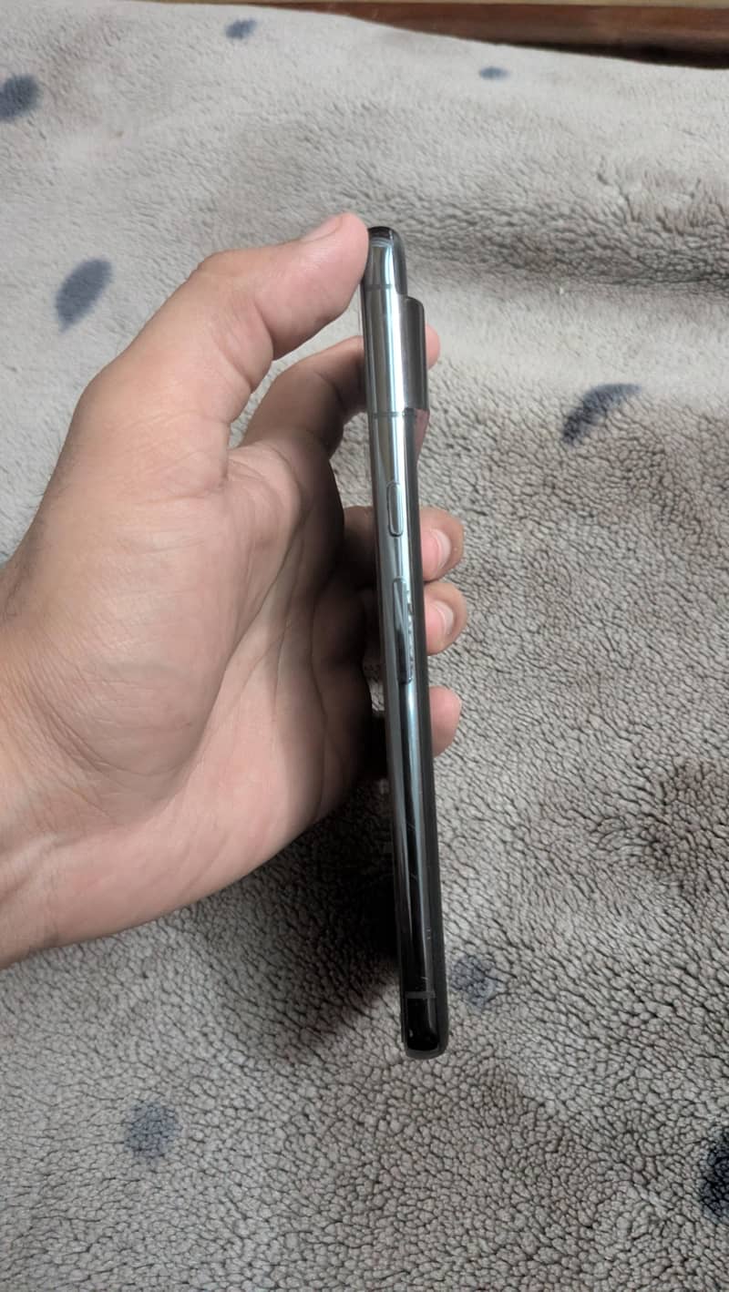 Google Pixel 8 Pro 1