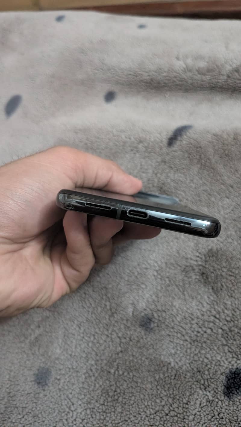 Google Pixel 8 Pro 4