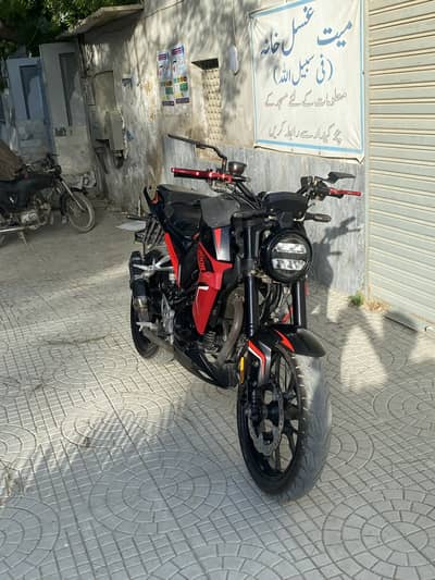 Superstar 200r 2025 Brand New condition