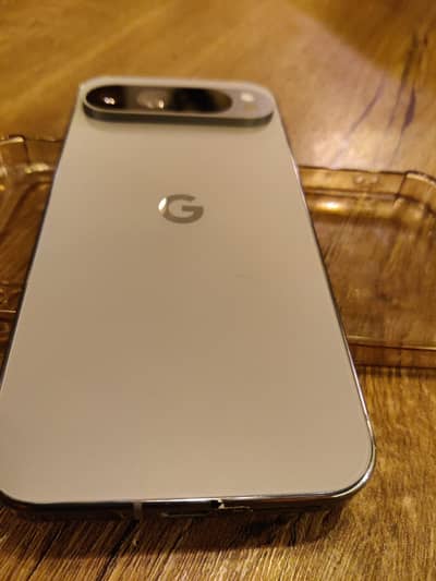 pixel 9pro xl ( 256gb) Almost 10/10