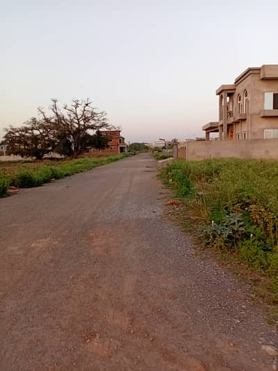Beautiful Location Plot For Sale in G-14/2