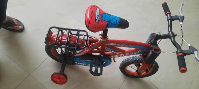 new cycle for kids slightly used