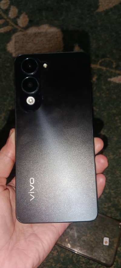 vivo y o4