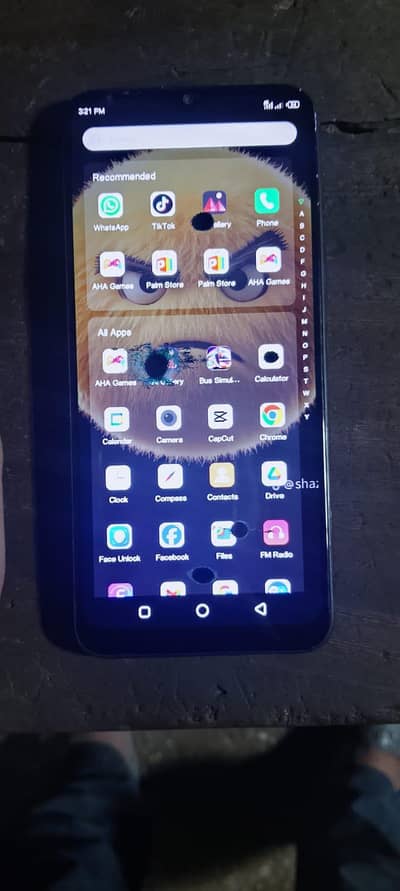 Infinix hot 8 ok mobile ha bas screen ma shad ha