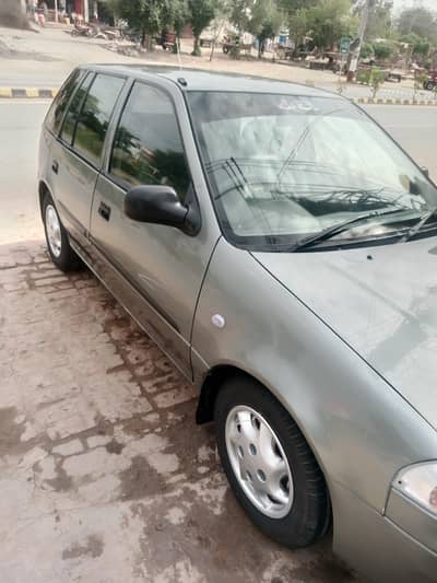 Suzuki cultus 2013 Modal