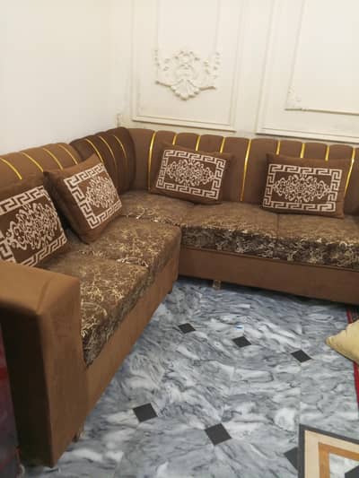 5 seater sofa urgent sale 1wek used