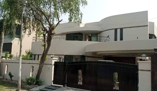 22 Marla Corner Used Modern Design Most Beautiful Double Unit Bungalow For Sale At Prime Location Of DHA Lahore Near To Park Masjid & Commercial Market