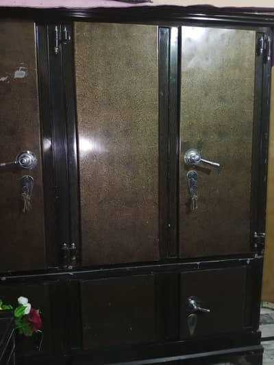 For Sale Almirah for Bed storage