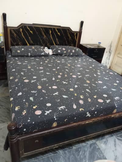 bed set for sell 40000