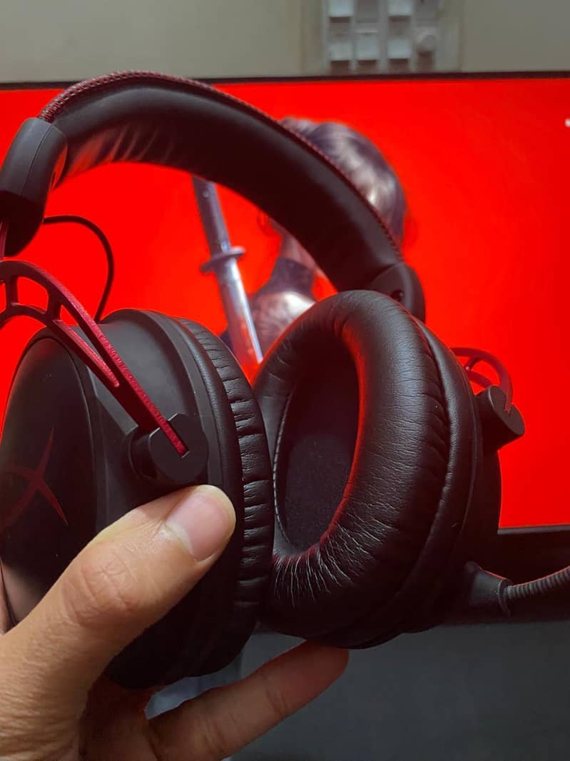 hyper x cloud alpha wireless new box 1