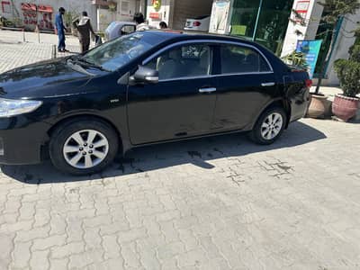 Selling Toyota corolla Xli 2012 model 2013 registered