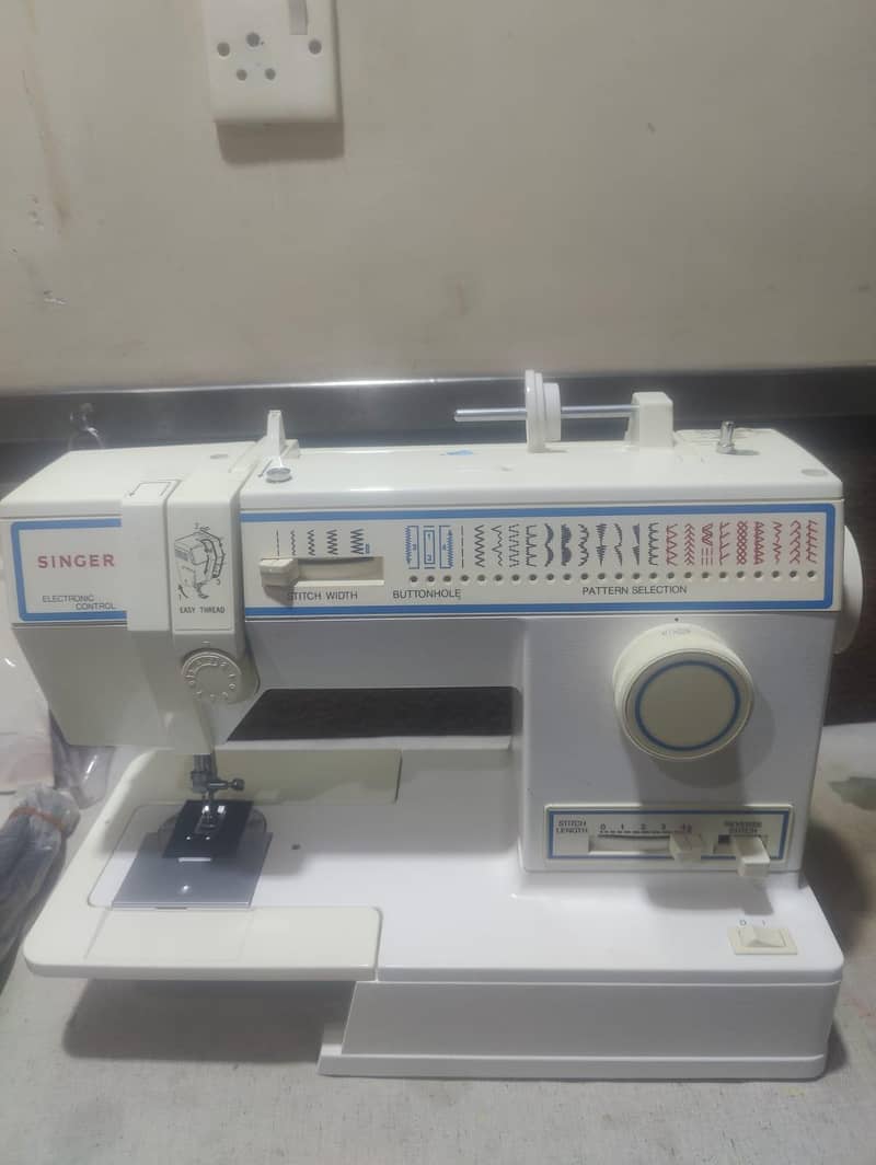 singer sewing machine 8
