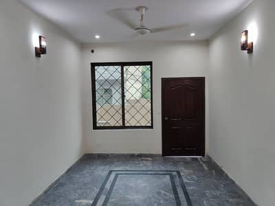 HOUSE AVALIABLE FOR SALE