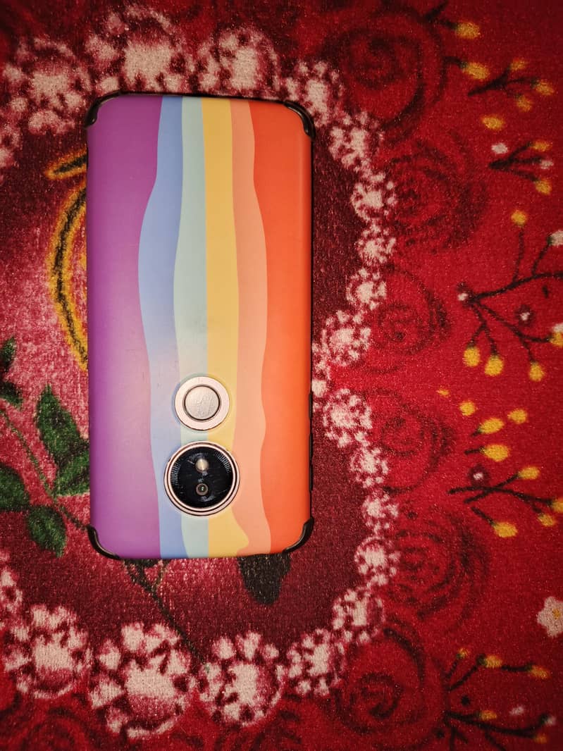 moto e5 0