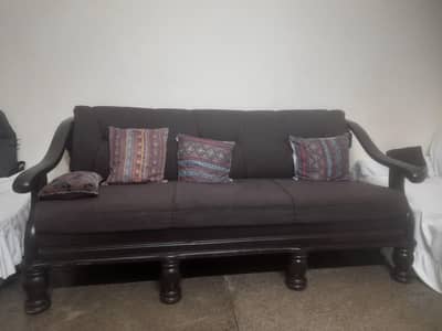 5 seater sofa in good condition for sale