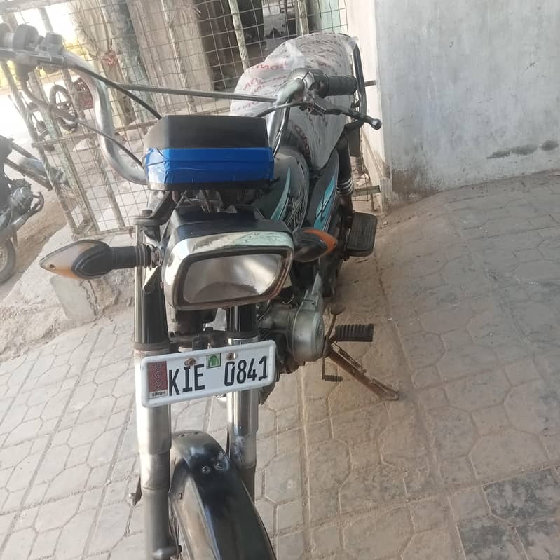 بائک کورنگی ناصر جمپ 2