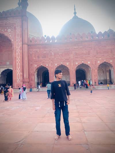 job chya garment k Kam kiya h many