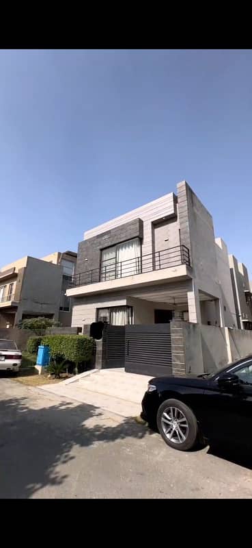 5 Marla Well Maintained House for Sale C Block, DHA Phase 9 Town Lahore