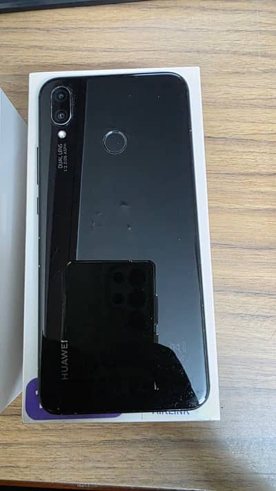 Huawei Nova 3i 128GB / 4GB | With Box and Accessories