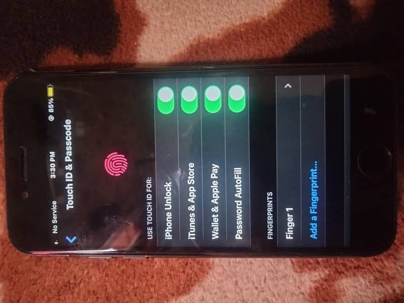  iPhone 7 – Mint Condition | Smooth Performance  7