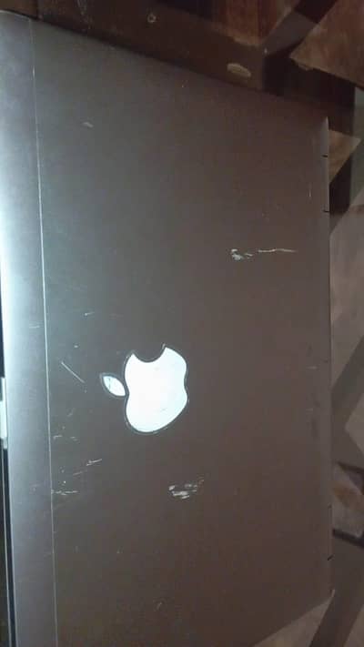 apple laptop