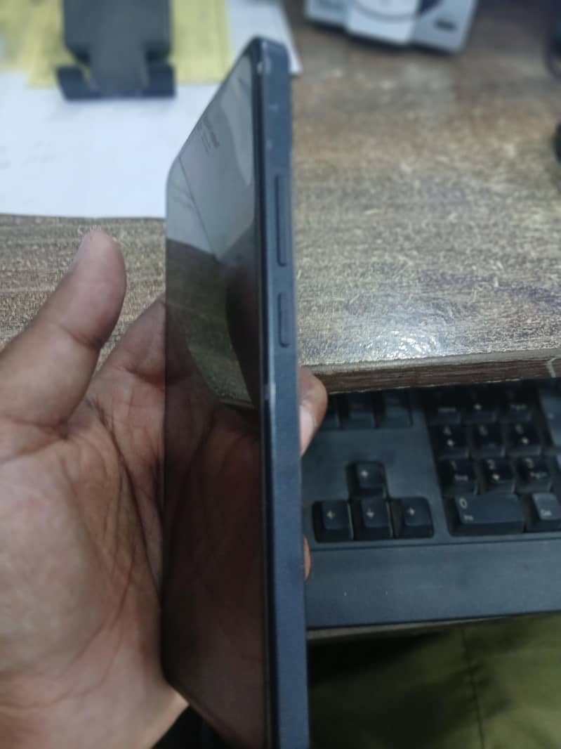 Redmi Note 13 mint condition 3