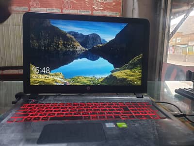 Hp star war edition pavilion notbook core i5 6gn