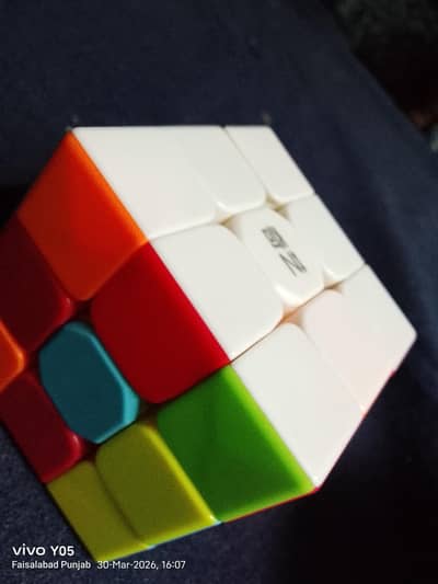3/3 cube brain exercise toy