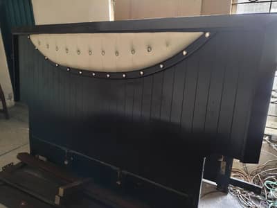 Used Bed Set with Dressing with Deco Paint