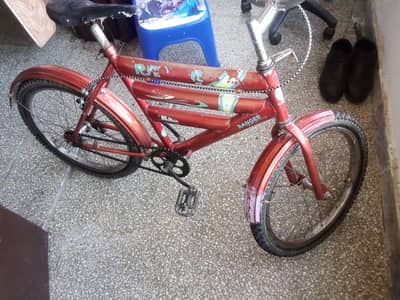 میں نے یہ سائکل بیچنی ہے