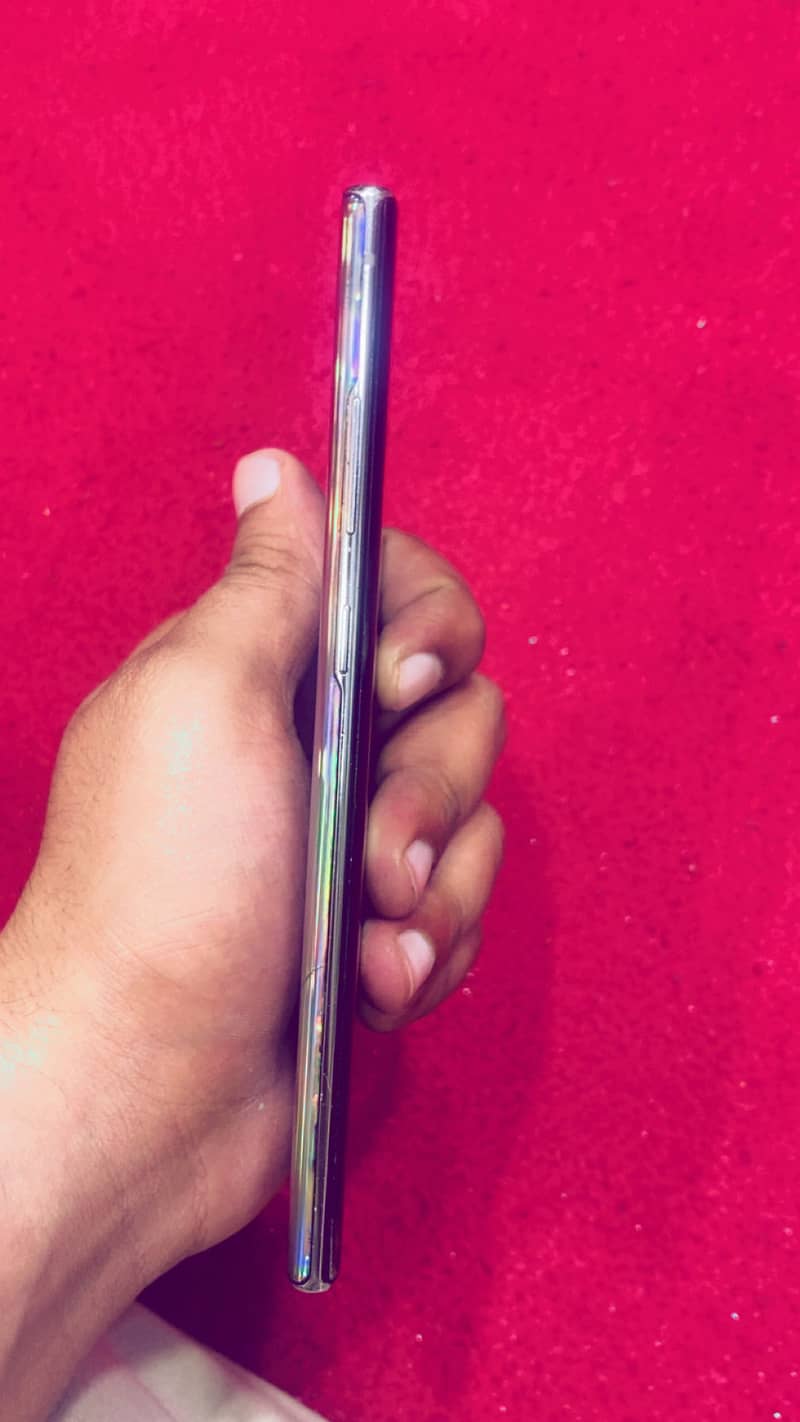 note 10 plus 1
