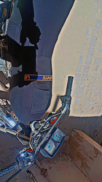 Honda cg 125 ( 2014 )