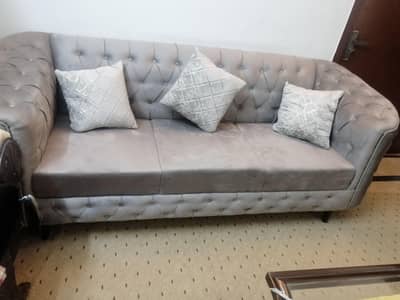 6-Seaters Elegant Sofa Set For Sale