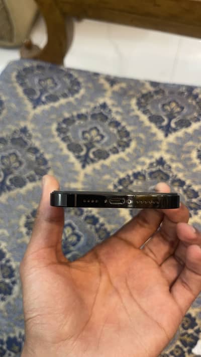 iPhone 14 pro max Non 256 GB sim time available