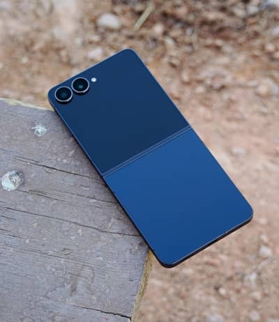 Samsung Z Flip 7 with box