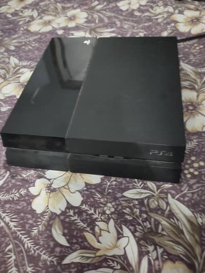 PS4 with 0 meter new original sony controller
