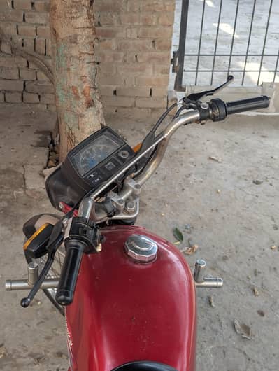 Honda CD 70 Red – Good Condition | Smooth Engine | Urgent Sale