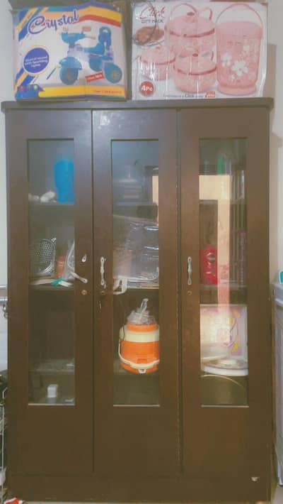 dressing table and  divider  15000
