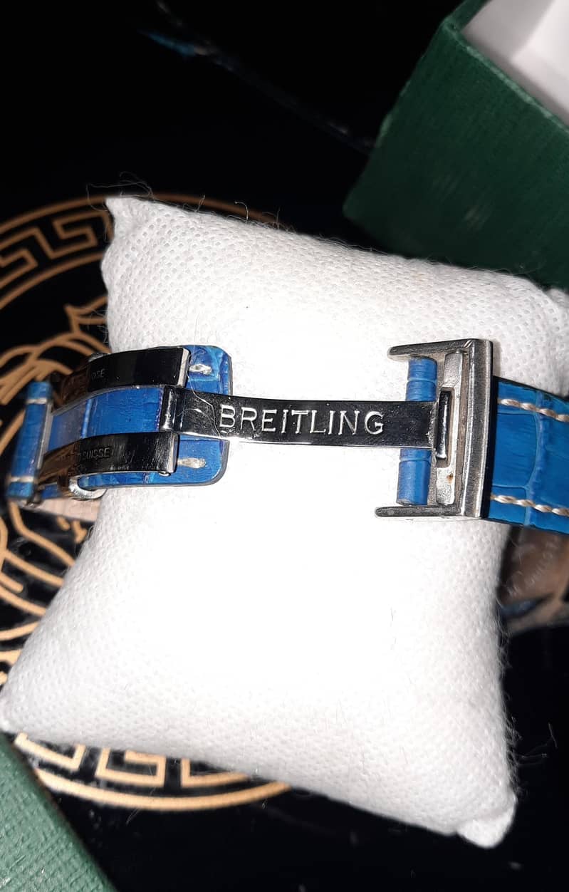 Breitling navitimer watch 0