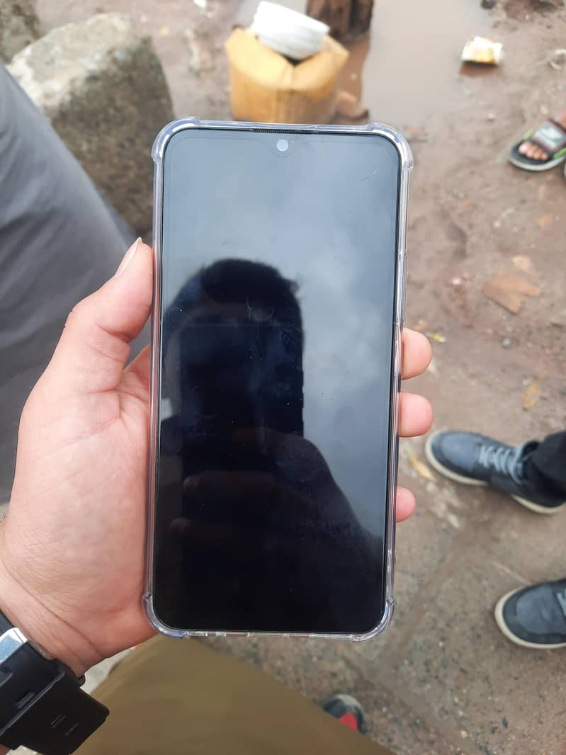 Good condition mobile 2