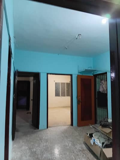 Clean and tidy flat with a prime location