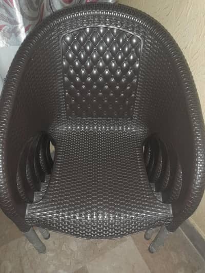 6 chairs with big size table