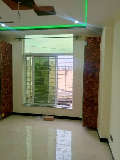 Bedroom for rent for bachelor