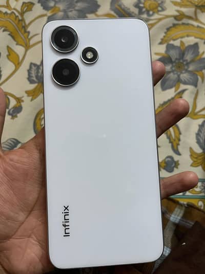 Infinix Hot 30 Play (4GB/64GB) with box