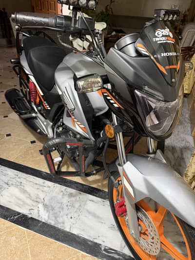 Cb 150 f 2024/2025 biometric on spot