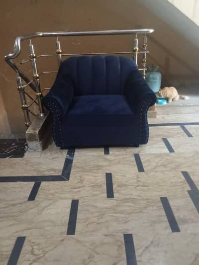 6 Seater Sofa For Urgent Sale