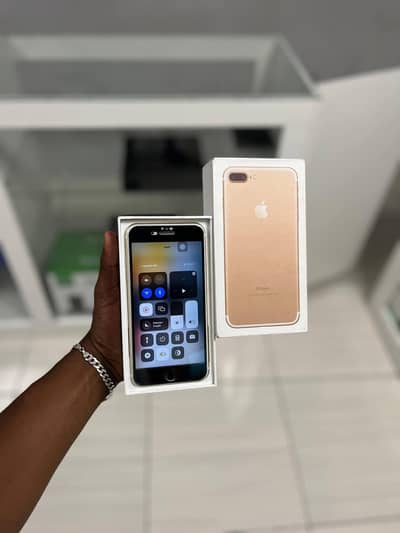 iphone 7 plus 128 GB with box my WhatsApp number 0308/55/95/823